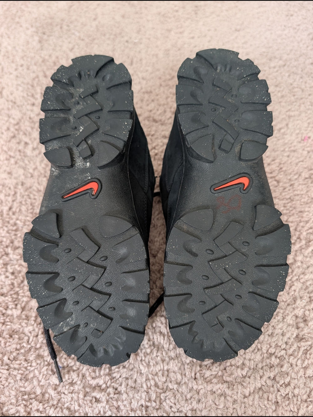 Nike Womens Triple Black Lahar Low Suede Leather Shoes Size Womens 8/Mens 6.5 - Picture 10 of 15